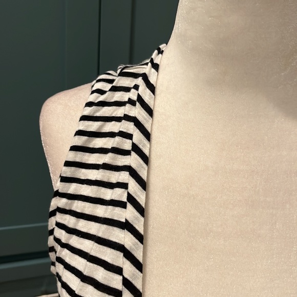 NWT Caslon Muscle Tank in Ivory and Black Stripe - Picture 3 of 8